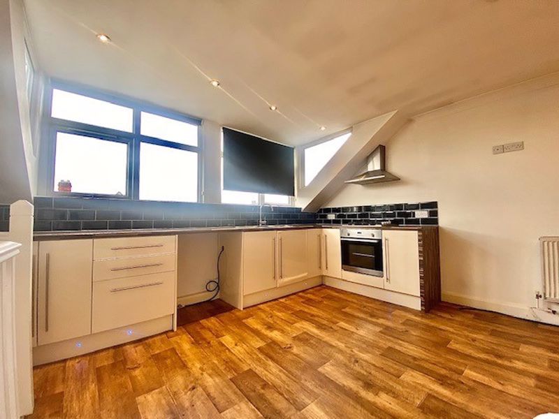 Property photo 2 of 5 Kitchen