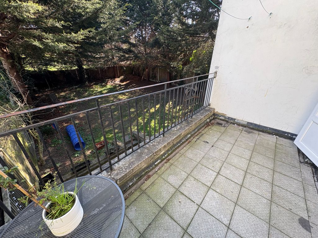 Property photo 2 of 13 Img_4071