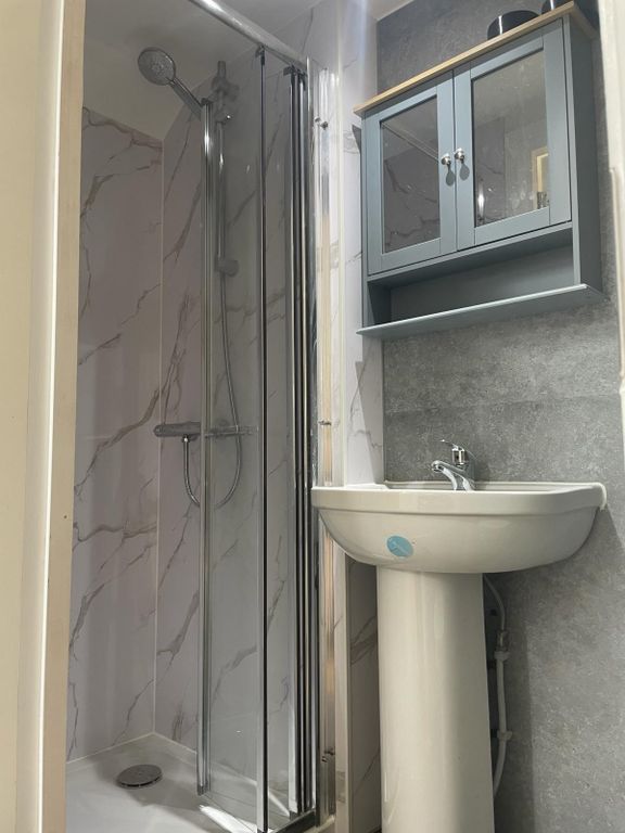 Property photo 3 of 3