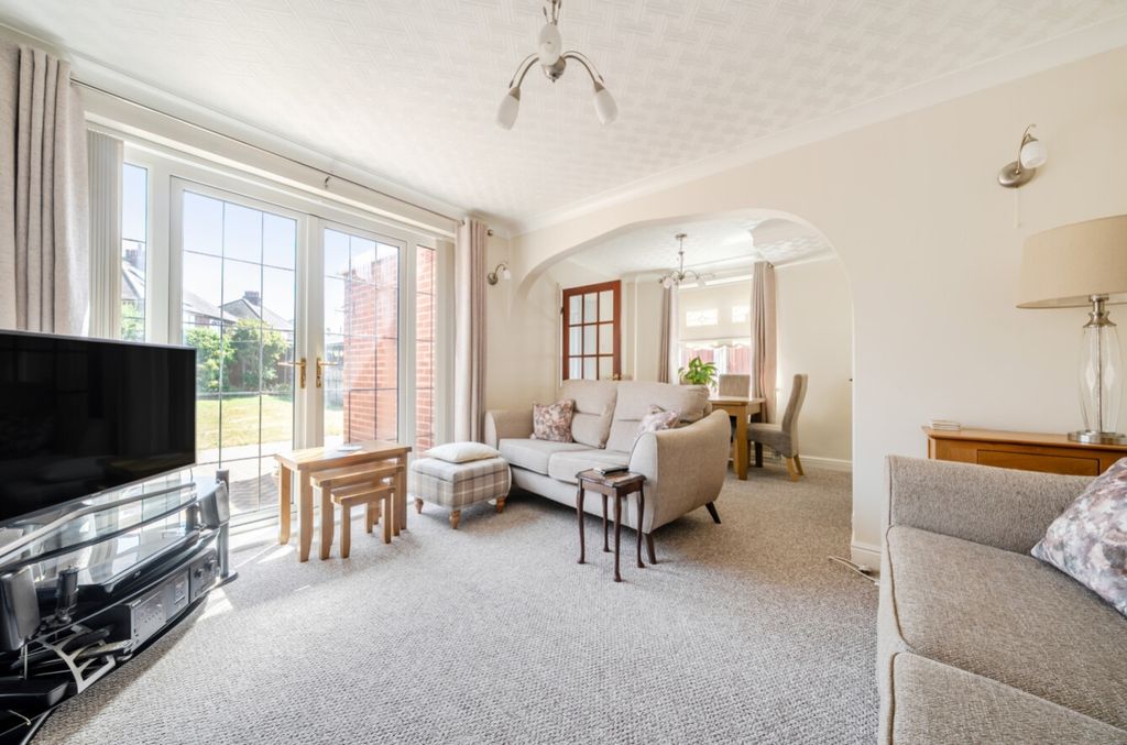 Property photo 2 of 20 1496225-10-6A5E257733719