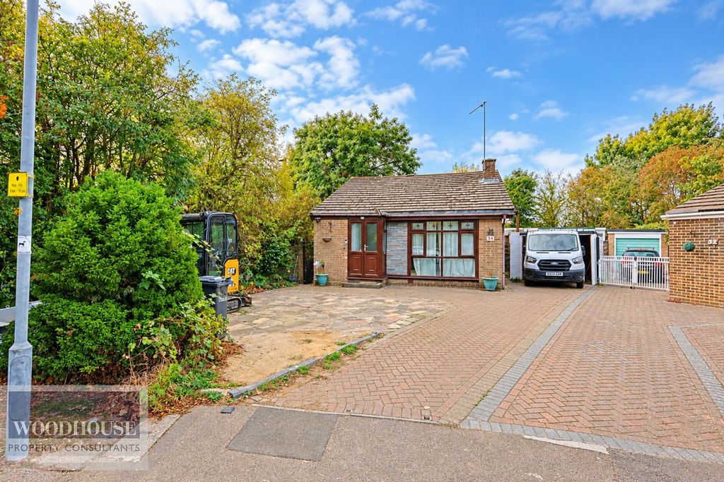 Property photo 1 of 30