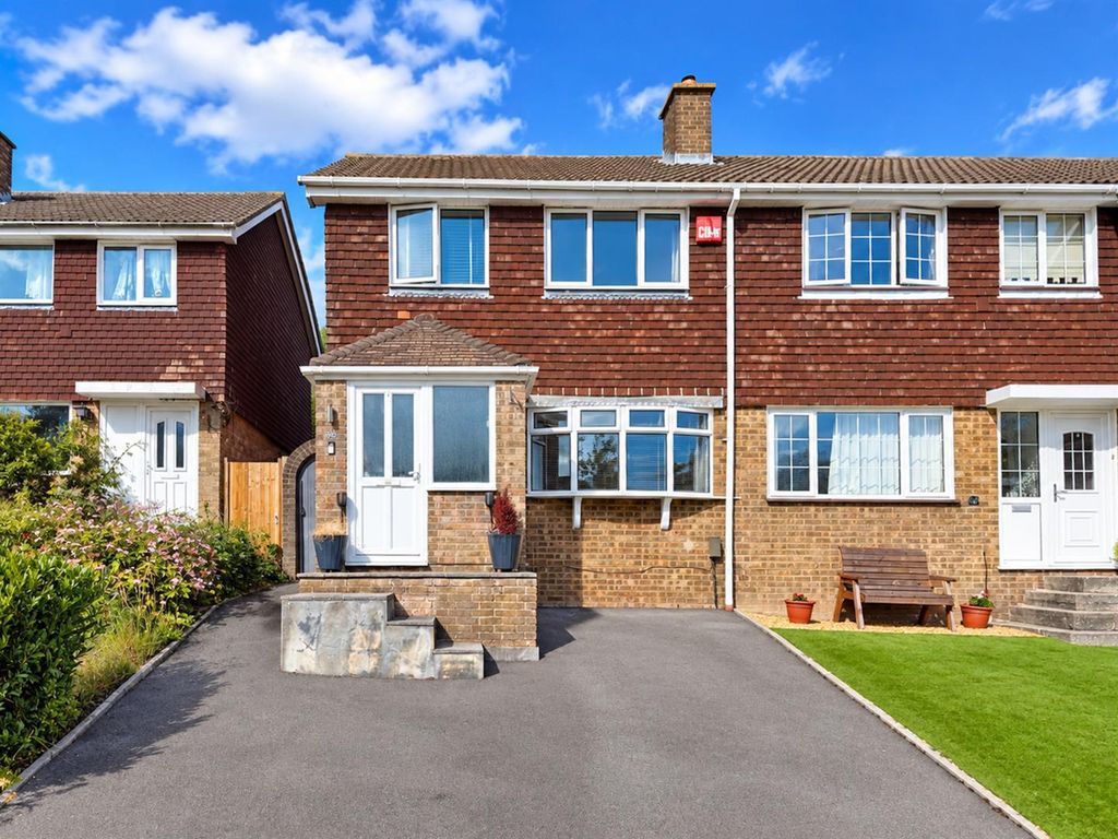 Property photo 1 of 22 Afcb9D6A-2E0F-4682-B64B-Fd7A093F9Ada.Jpg