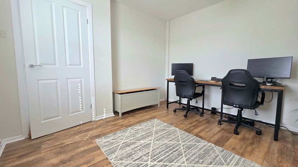 Property photo 3 of 29