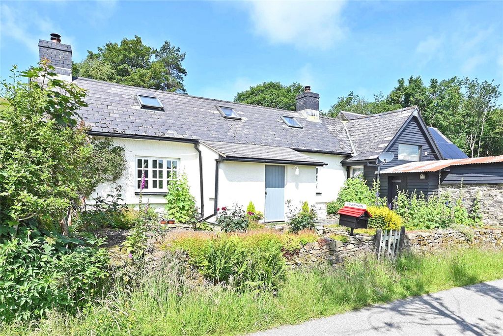 Property photo 1 of 44 Penffynon