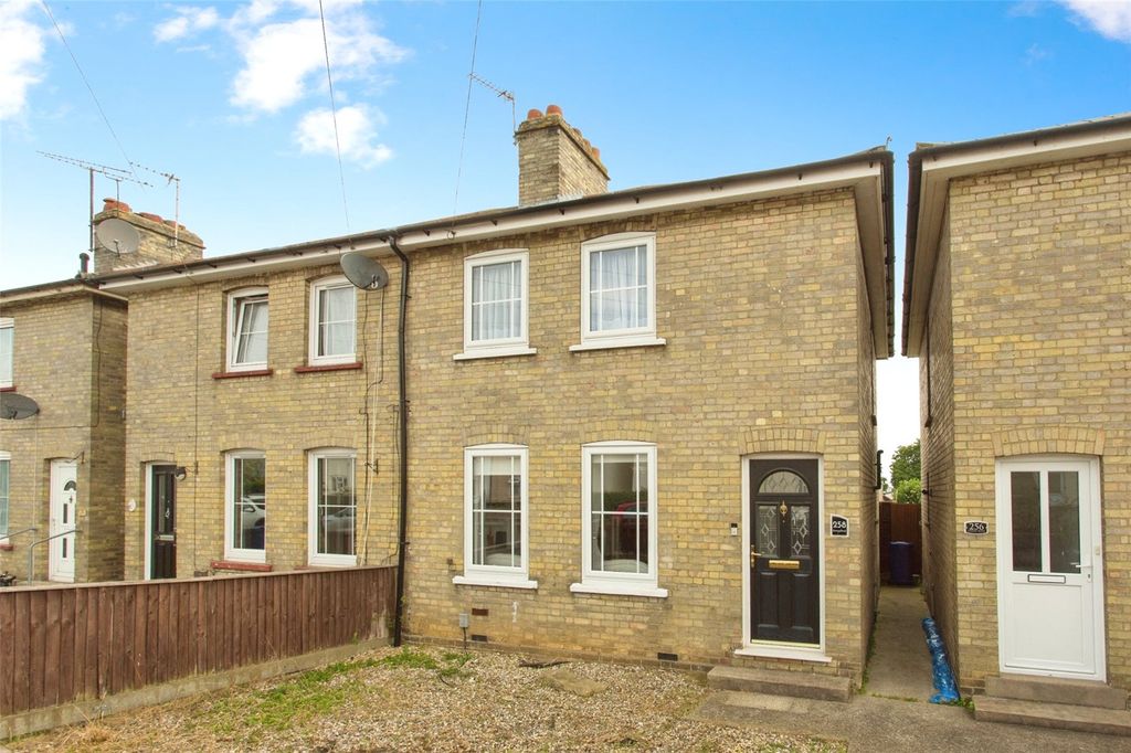 Property photo 1 of 17 Picture No. 02