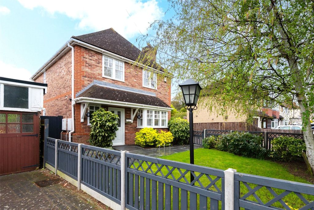 Property photo 1 of 21 External