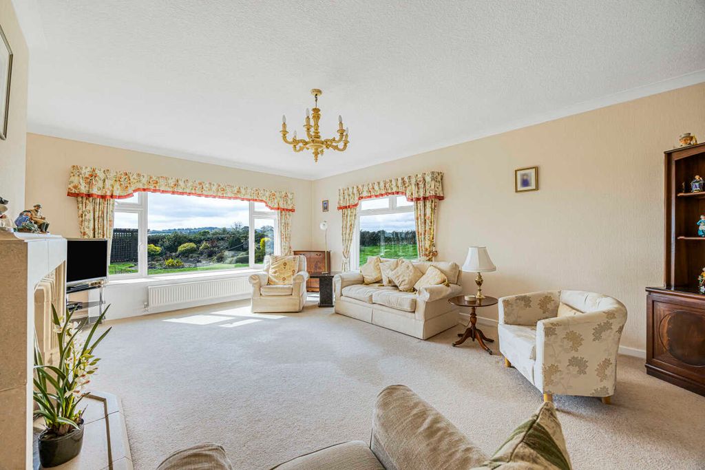 Property photo 2 of 33 23_63636