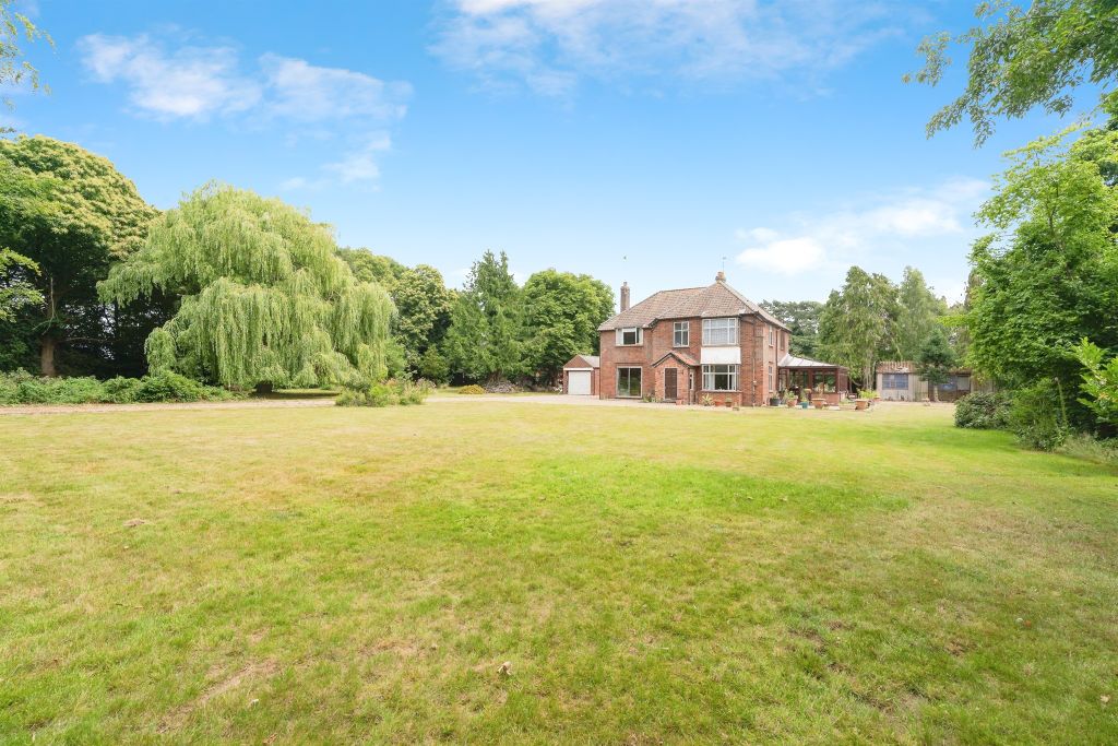 Property photo 1 of 23