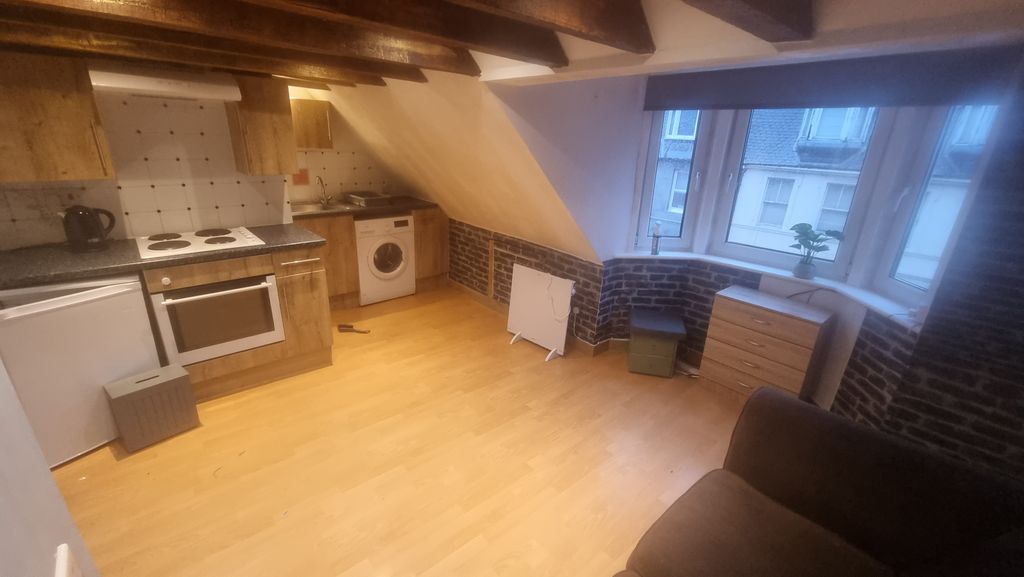 Property photo 2 of 4 Gallery