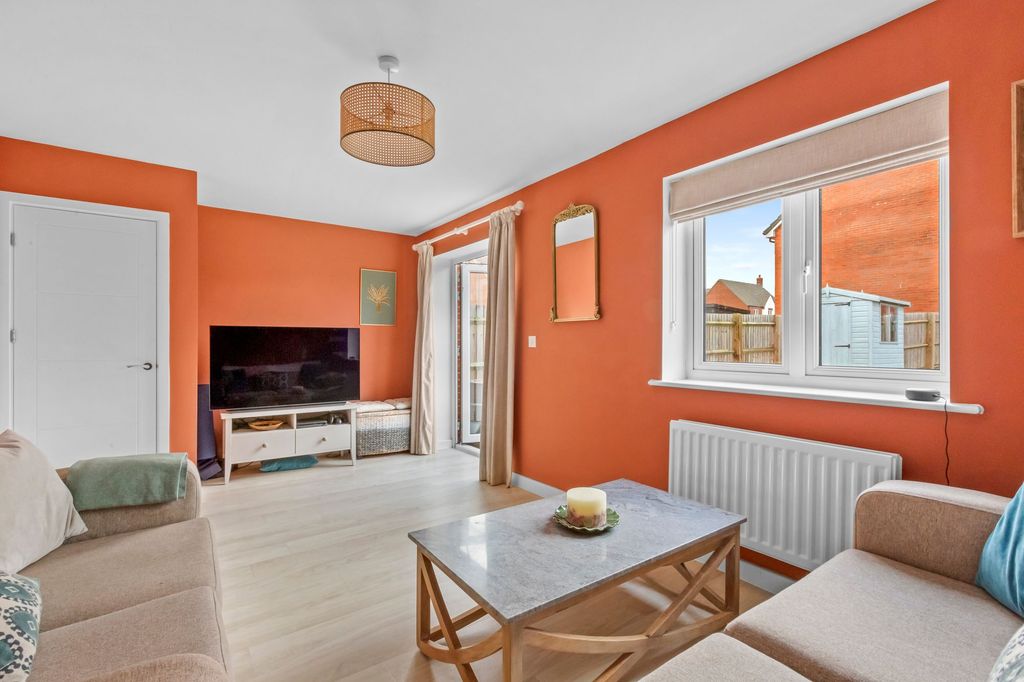 Property photo 3 of 15