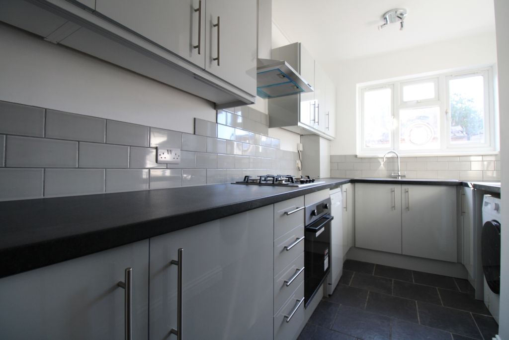 Property photo 3 of 10 Img_7910