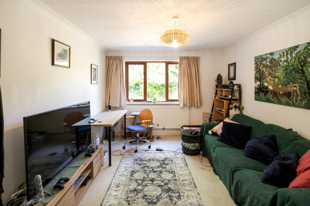 Property photo 3 of 7