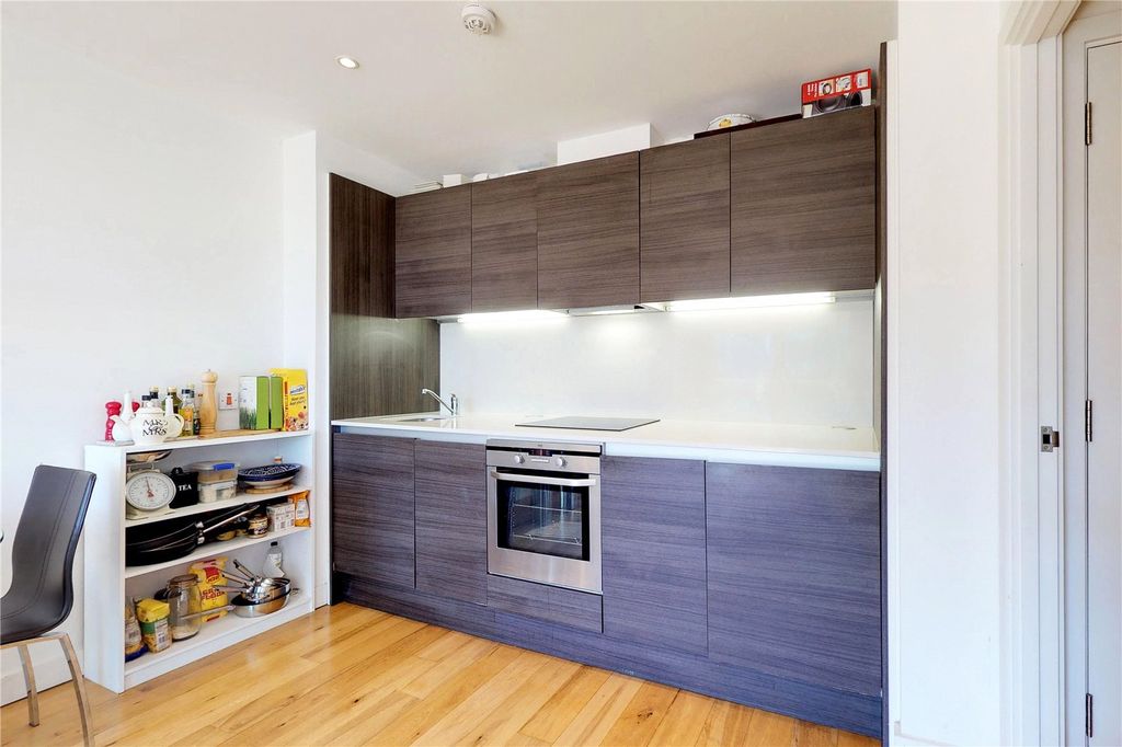 Property photo 2 of 7 Picture No. 09