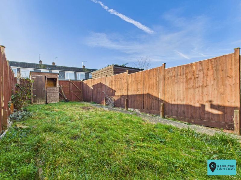 Property photo 3 of 11 Garden