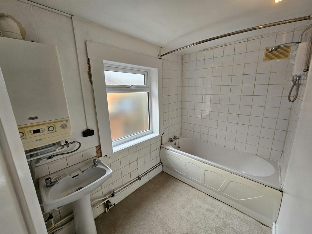 Property photo 3 of 10 20251204_115352 (2).Jpg