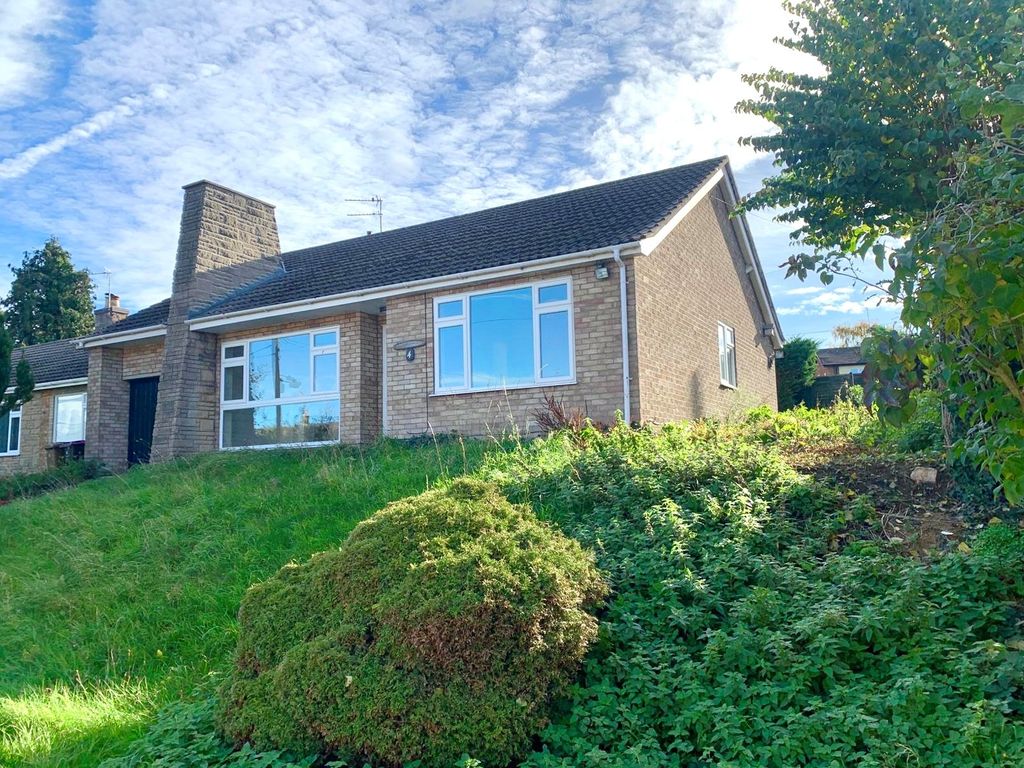 Property photo 1 of 4