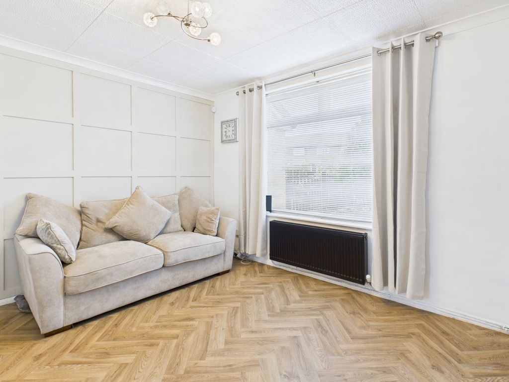 Property photo 3 of 19 Cam03729G0-Pr0158-Still004