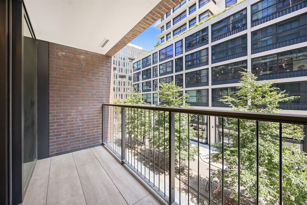 Property photo 2 of 14 3D7A7847.Jpg