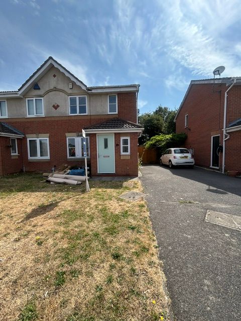 Property photo 1 of 28