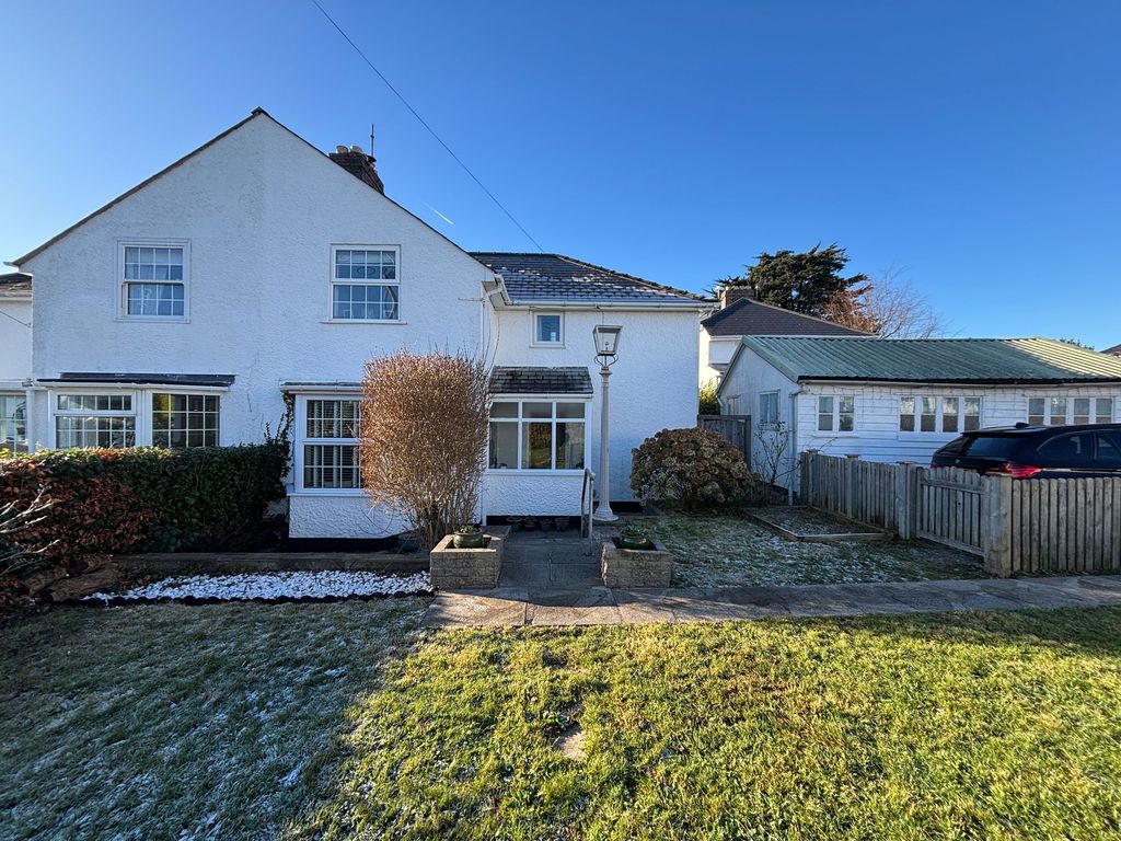 Property photo 1 of 36