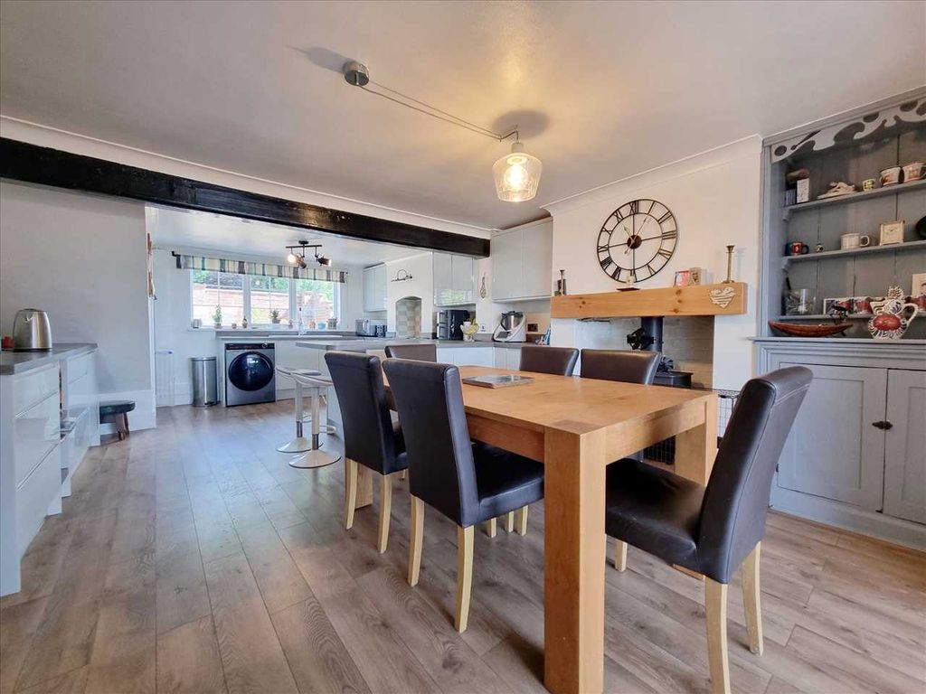 Property photo 2 of 22 Dining Kitchen: