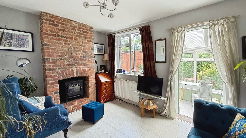 Property photo 3 of 15