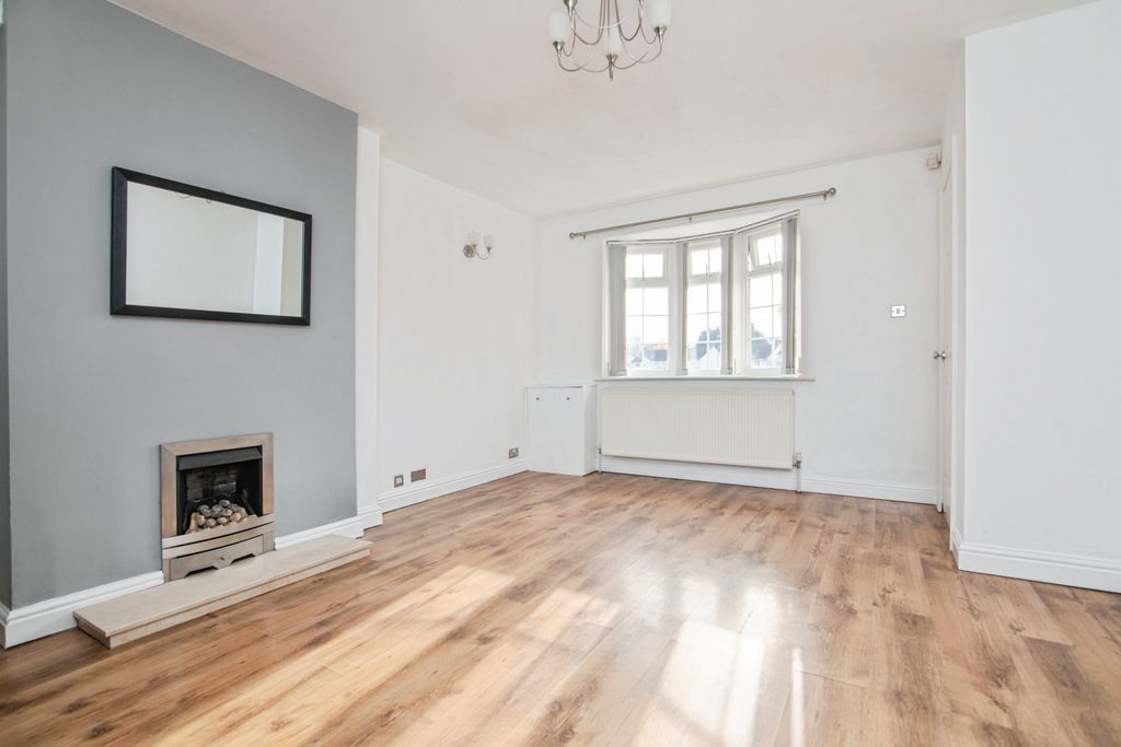 Property photo 2 of 15 Living Room