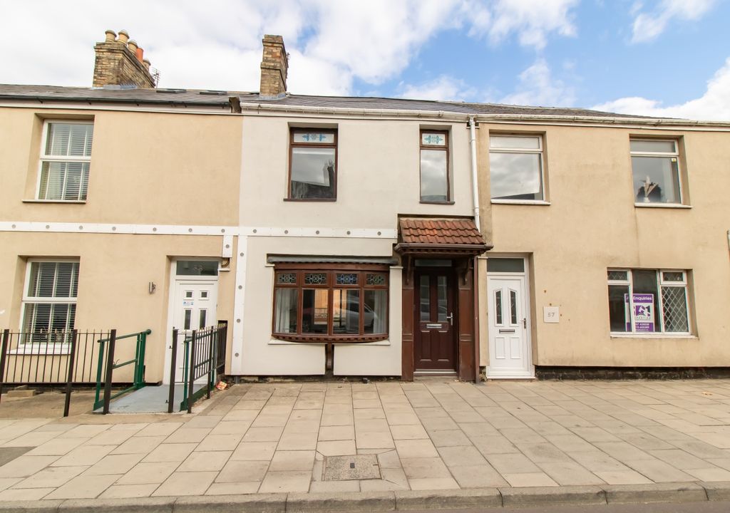 Property photo 1 of 15 Front View