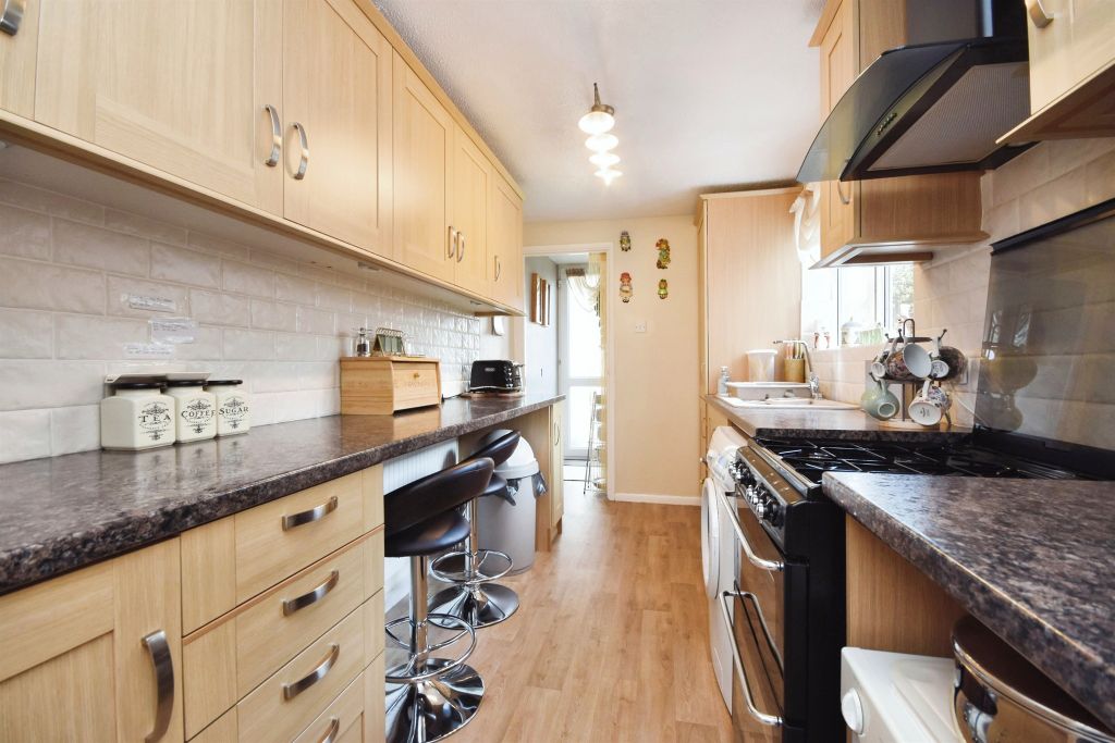 Property photo 3 of 17