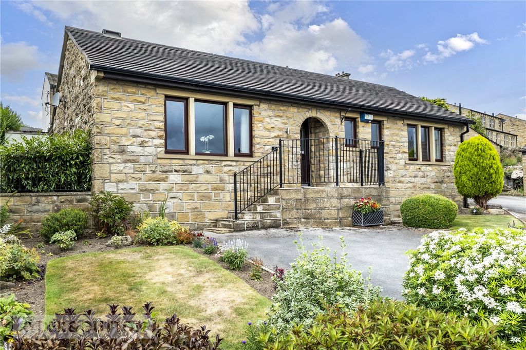 Property photo 1 of 22 Front Elevation