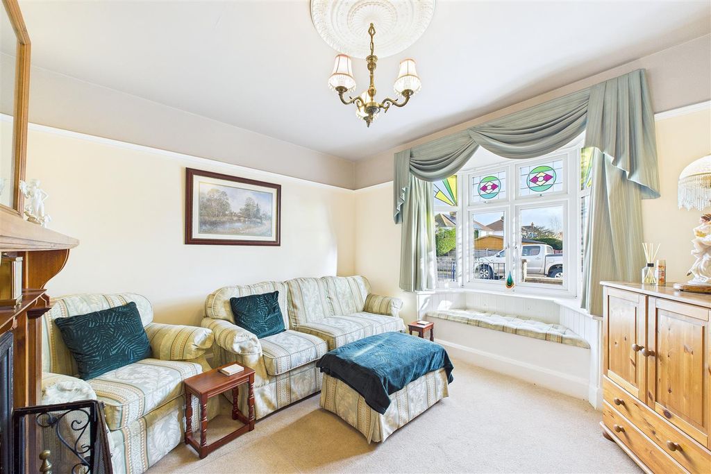 Property photo 2 of 16