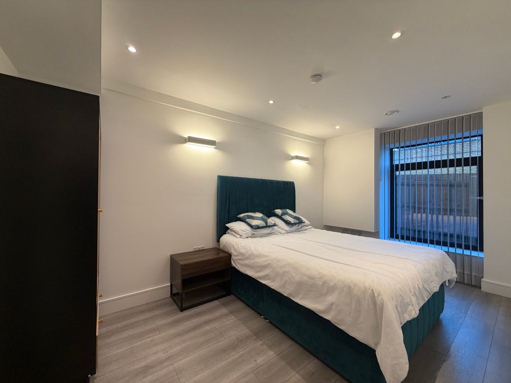 Property photo 3 of 24 Bedroom