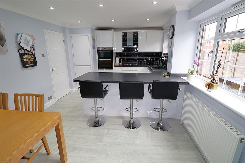 Property photo 3 of 21 Img_7613.Jpg