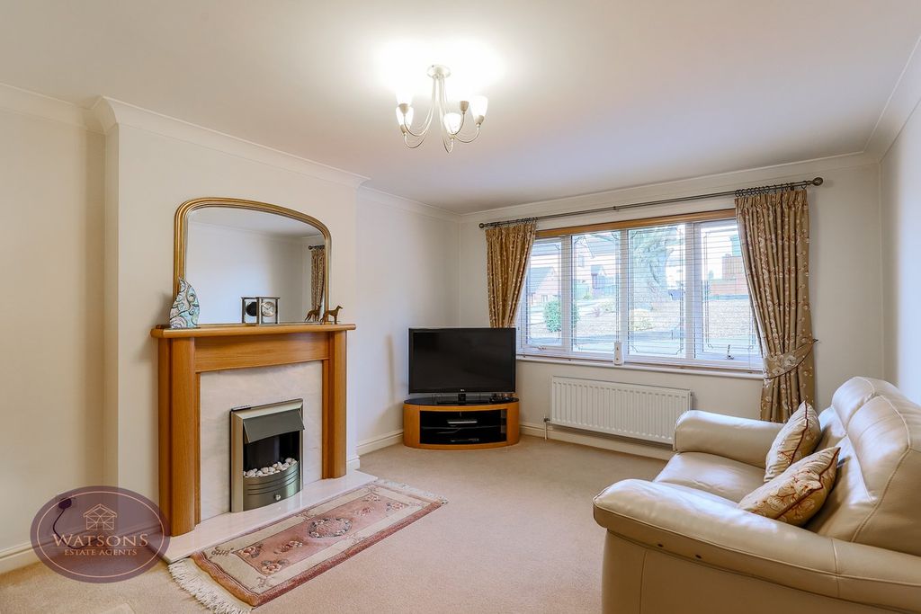 Property photo 3 of 25