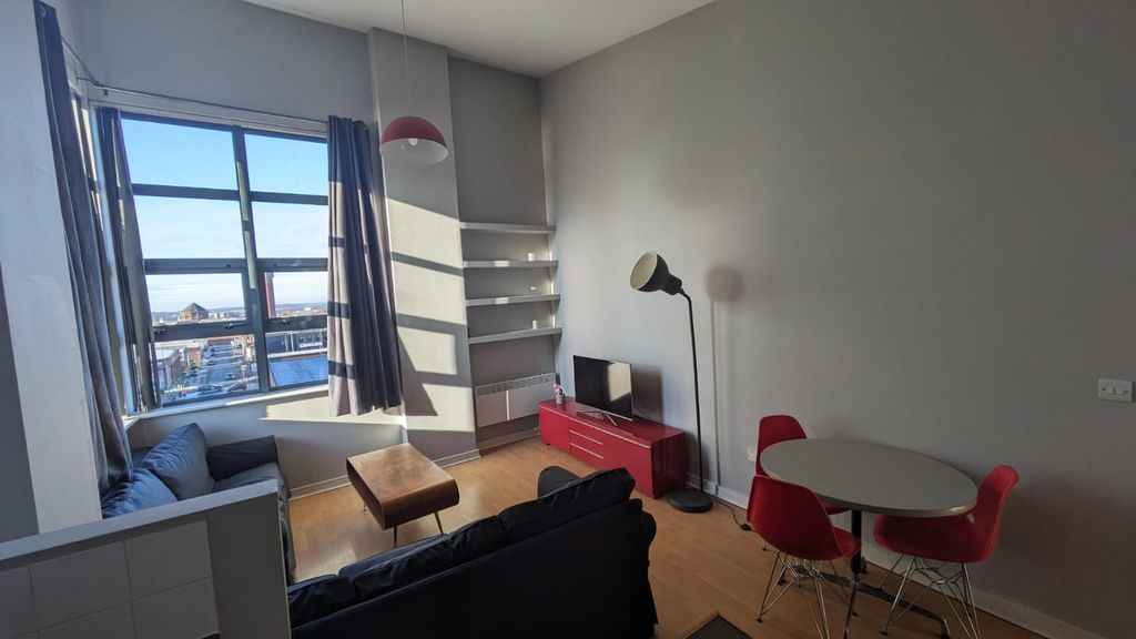 Property photo 3 of 11