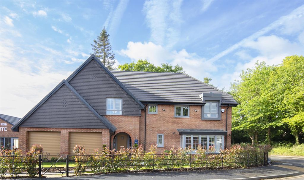 Property photo 1 of 40 The Nightingale