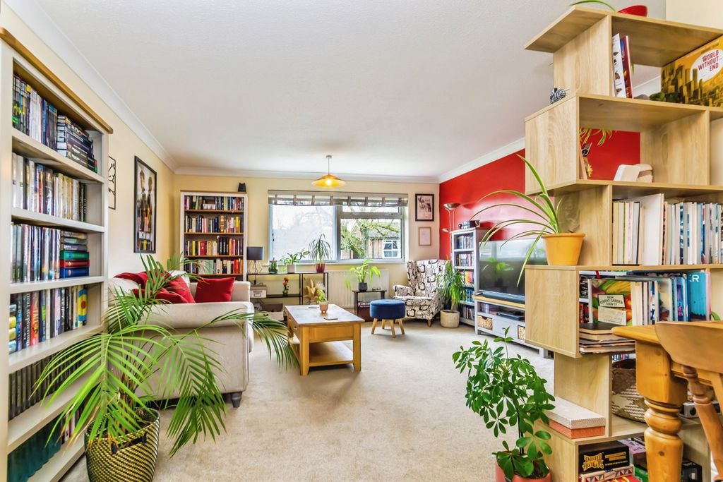 Property photo 1 of 15 Pbox-Img.Jpg