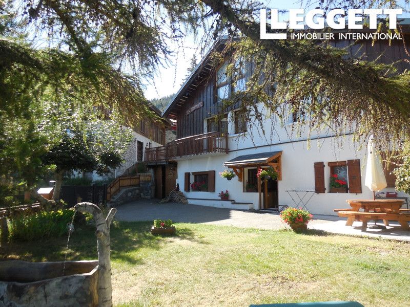 Property photo 1 of 10