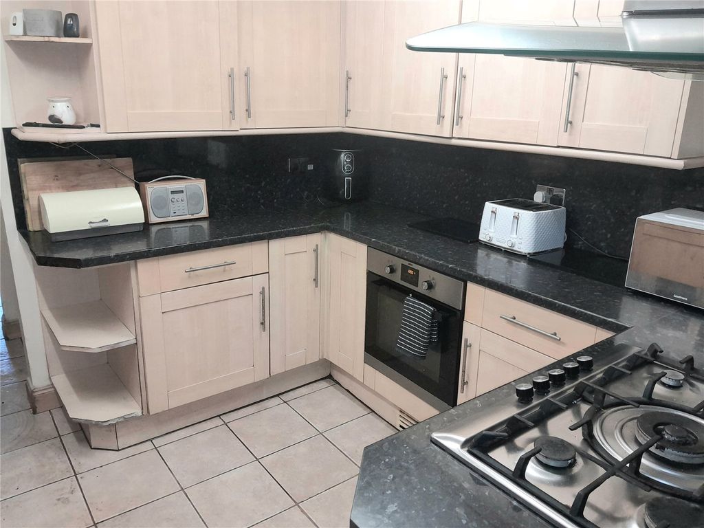 Property photo 2 of 13 Picture No. 01