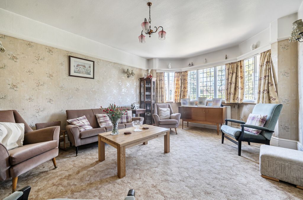 Additional image 10 of 5 bed detached house for saleHighfield Avenue, Aldershot, Hampshire GU11