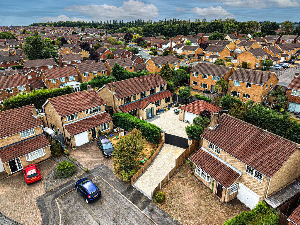 Property photo 2 of 41