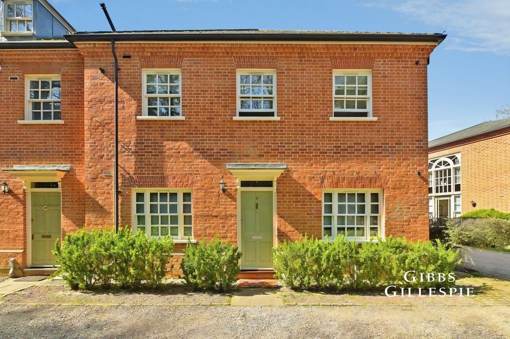 Property photo 2 of 8 Pbox-Img.Jpeg