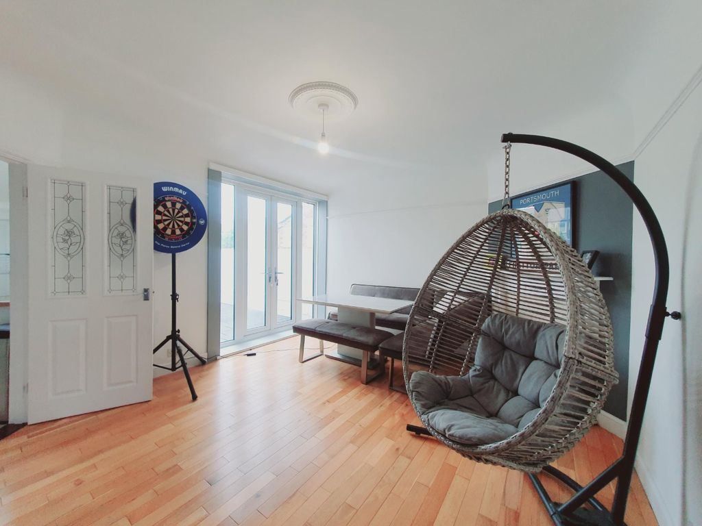 Property photo 3 of 13 Picture No. 08