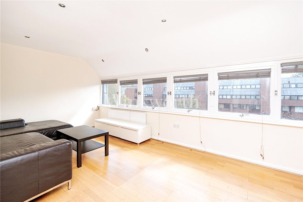 Property photo 3 of 10 Picture No. 26