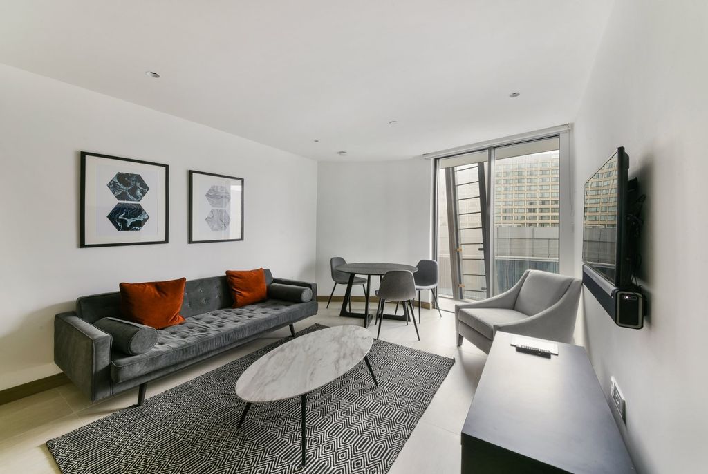 Property photo 1 of 7 Living Area