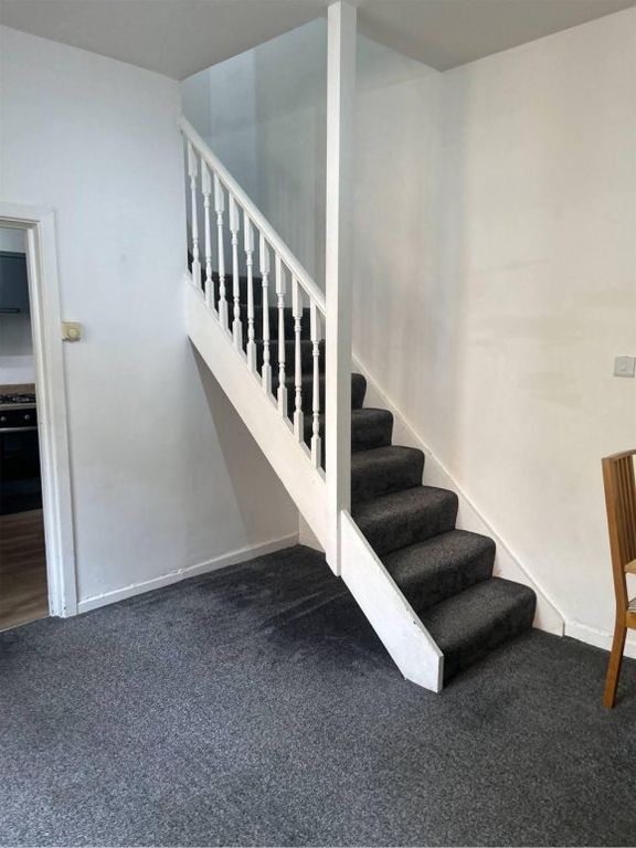 Property photo 2 of 8 Photo_2024-11-25_16-18-57 (2).Jpg