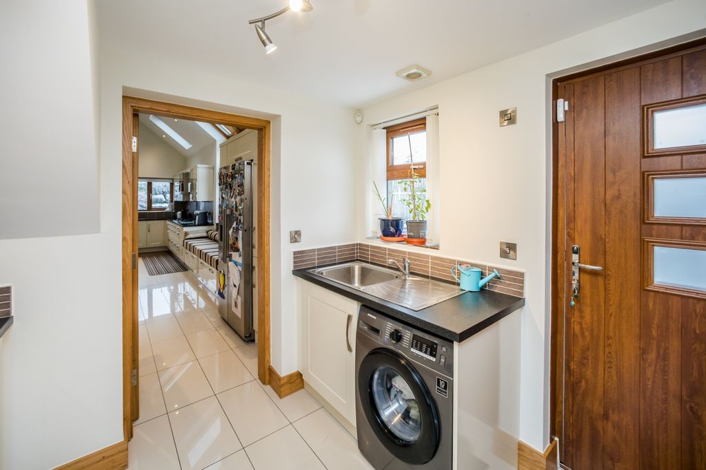Additional image 9 of 6 bed detached house for saleVilla Gardens, Halifax, West Yorkshire HX3