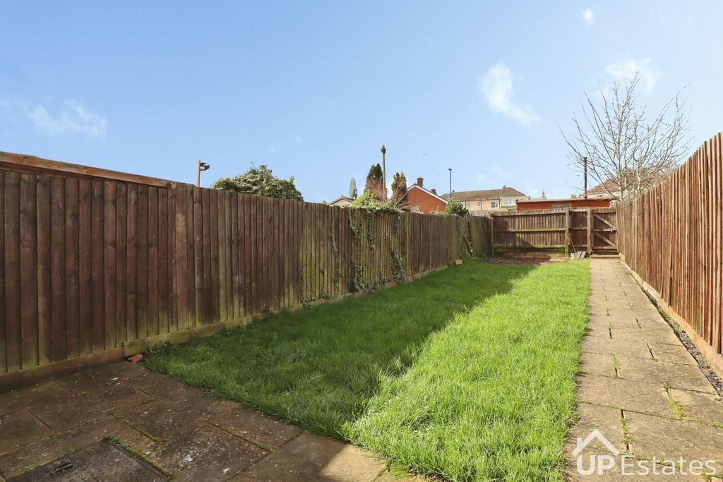 Property photo 2 of 16