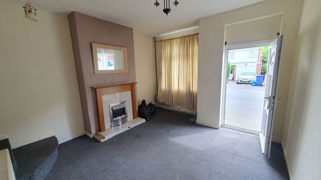 Property photo 2 of 19