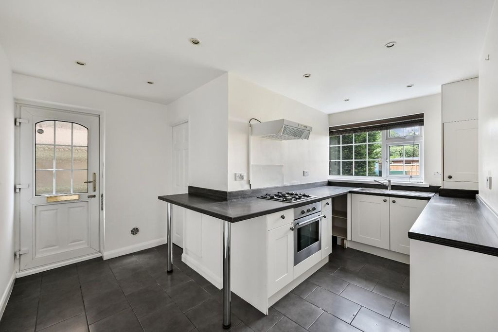 Property photo 2 of 11 Tyrolean Court